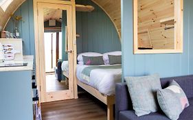 Air A' Chroit Luxury Pods